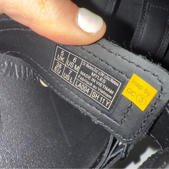 Dr. Martens Myles platform slide sandals Size: 7 - Picture 5 of 6